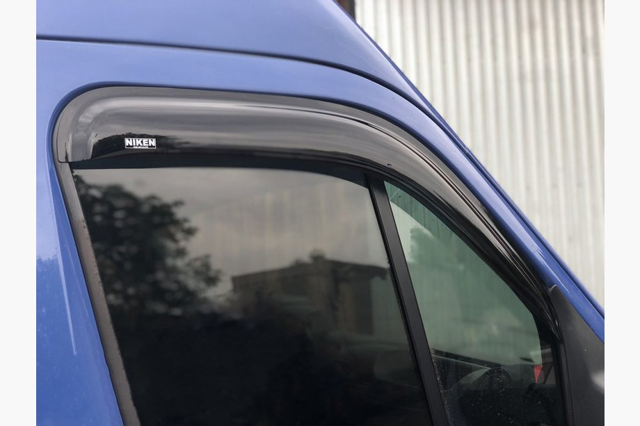 Renault Master 2011-2023 гг. Ветровики на окна (2 шт, Niken) Image