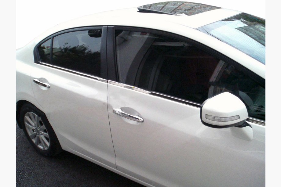 Honda Civic Sedan IX 2011-2016 гг. Наружные молдинги окон Carmos (4 шт, нержавейка) Image