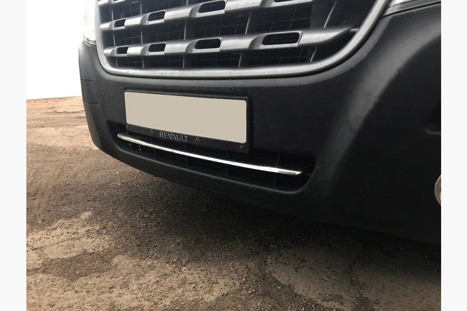 Renault Master 2011-2023 гг. Накладка на бампер из нержавеющей стали Фото 1