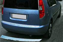 Skoda Roomster 2006-2015 гг. Накладка на задний бампер нержавейка фото 2