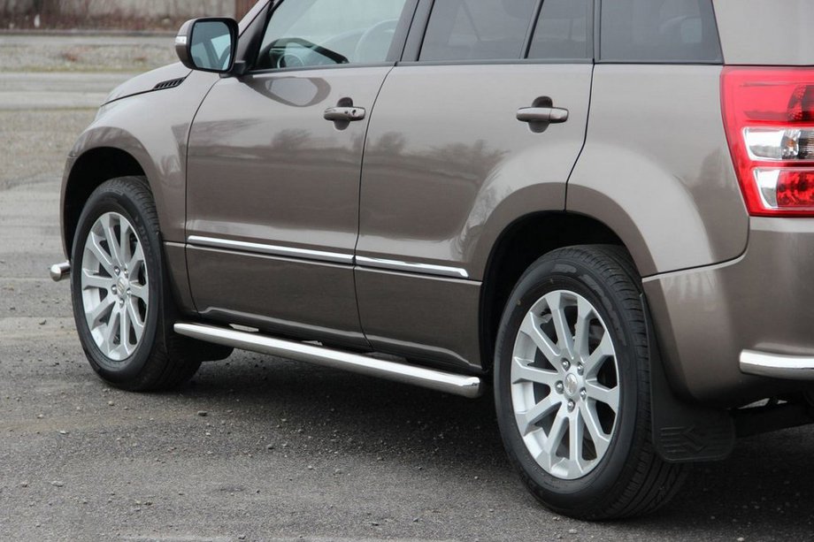 Suzuki Grand Vitara 2005-2017 гг. Боковые трубы BB001 (2 шт., нержавейка) Image
