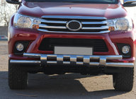 Toyota Hilux 2015- гг. Передняя защита ST015 (нержавейка) фото 3