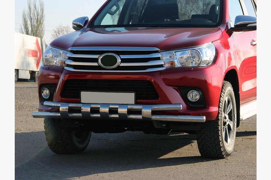 Toyota Hilux 2015- гг. Передняя защита ST015 (нержавейка) Image
