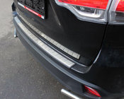 Toyota Highlander 2013-2019 гг. Оригинальная Накладка на Задний Бампер фото 1