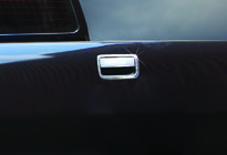 Volkswagen Amarok 2010-2022 гг. Накладка на ручку багажника Нержавейка OmsaLine - Итальянская Нержавейка фото 1