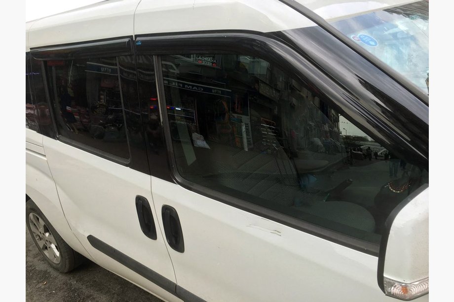 Opel Combo 2012-2018 гг. Ветровики Aomis (4 шт) Image