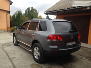Volkswagen Touareg 2002–2010 гг. Хромированные Рейлинги (Пластиковые Ножки) Металлическая ножка фото 6
