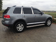 Volkswagen Touareg 2002–2010 гг. Хромированные Рейлинги (Пластиковые Ножки) Металлическая ножка фото 3