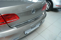 Volkswagen Passat B7 2012-2015 гг. Накладка на задний бампер Nataniko (нержавейка) фото 2