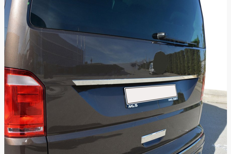 Volkswagen T6 2015-2024 гг. Накладка из нержавейки над номером Image
