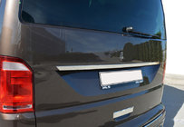Volkswagen T6 2015-2024 гг. Накладка из нержавейки над номером фото 1