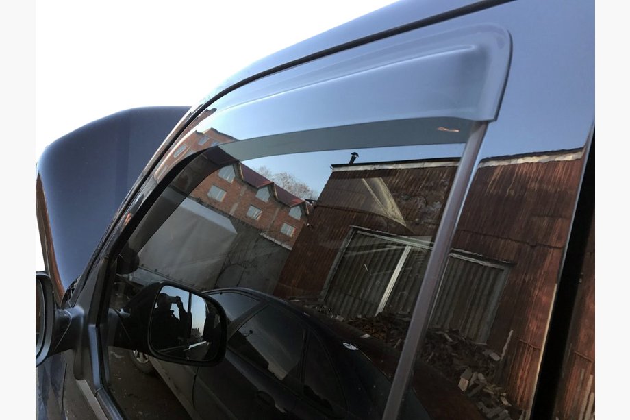 Volkswagen T5 Multivan 2003–2010 гг. Ветровики (2 шт, Sunflex) Image