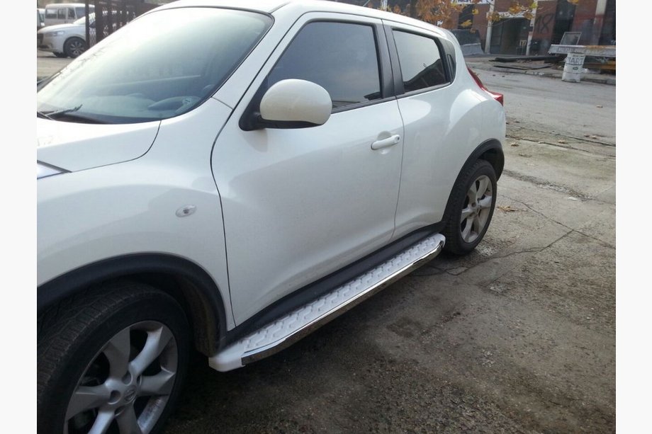 Nissan Juke 2010-2019 гг. Боковые пороги WhiteLine (2 шт., алюминий) Image