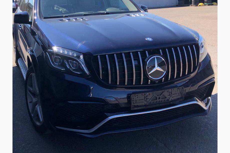Mercedes GL/GLS class X166 2012-2019 гг. РАСПРОДАЖА! Передняя решетка Panamericana GT (для GLS) Image