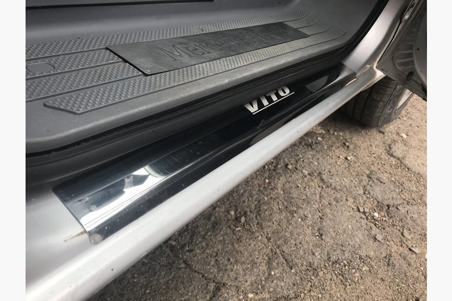 Mercedes Vito/V-class W447 2014- гг. Накладки на пороги Laser-Style (2 шт, Нержавеющая сталь) Image