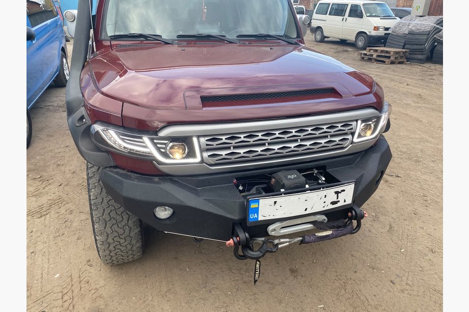 Toyota FJ Cruiser 2006-2022 гг. Обвес в стиле Range Rover Image