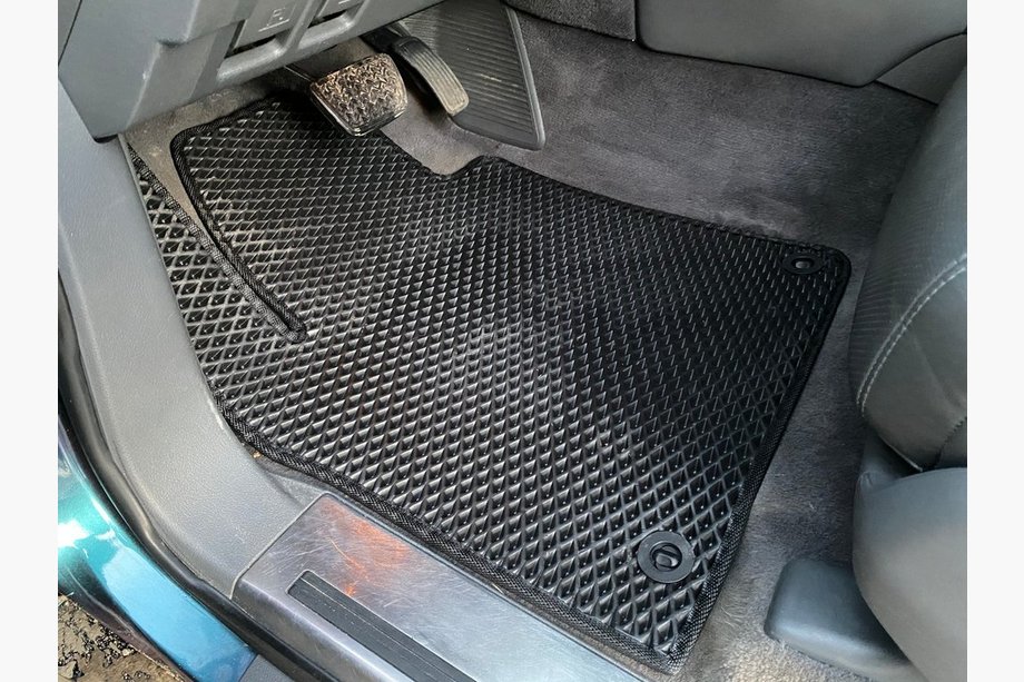 Lexus LX570/450d 2008-2022 гг. Полиуретановые коврики (2008-2012, EVA, черные) Image