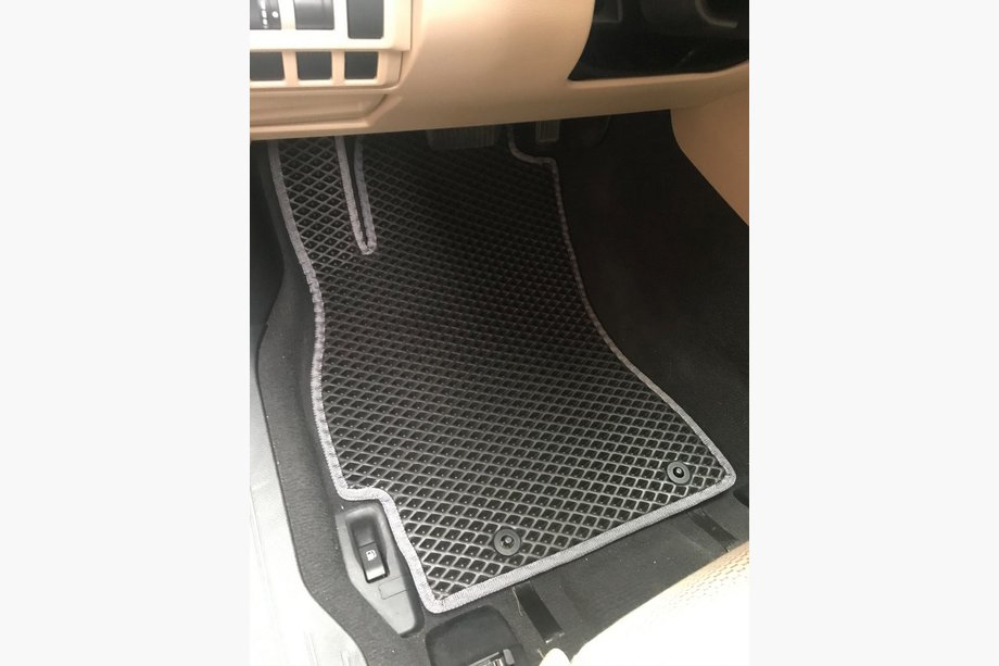 Subaru Outback 2014-2019 гг. Коврики EVA (черные) Image