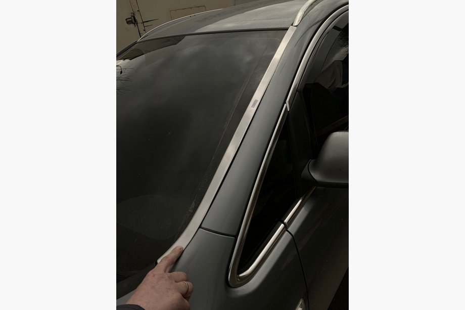 Opel Astra J 2009-2015 гг. Окантовка лобового стекла (нержавейка) Image