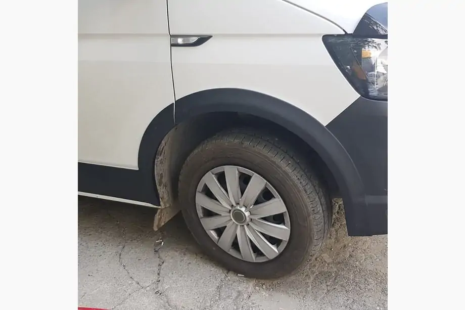 Volkswagen T5 Transporter 2003-2010 гг. Комплект расширителей арок и молдингов (11 деталей) Фото 2