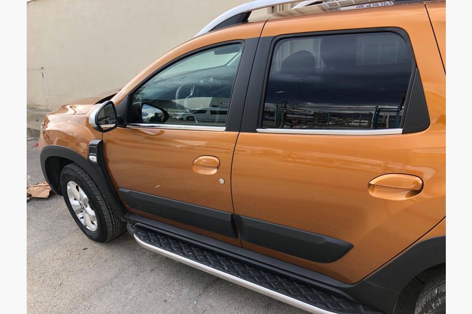 Renault Duster 2018-2024 гг. Нижние молдинги окон нержавейка (4 шт) Carmos - Турецкая Нержавеющая Сталь Image