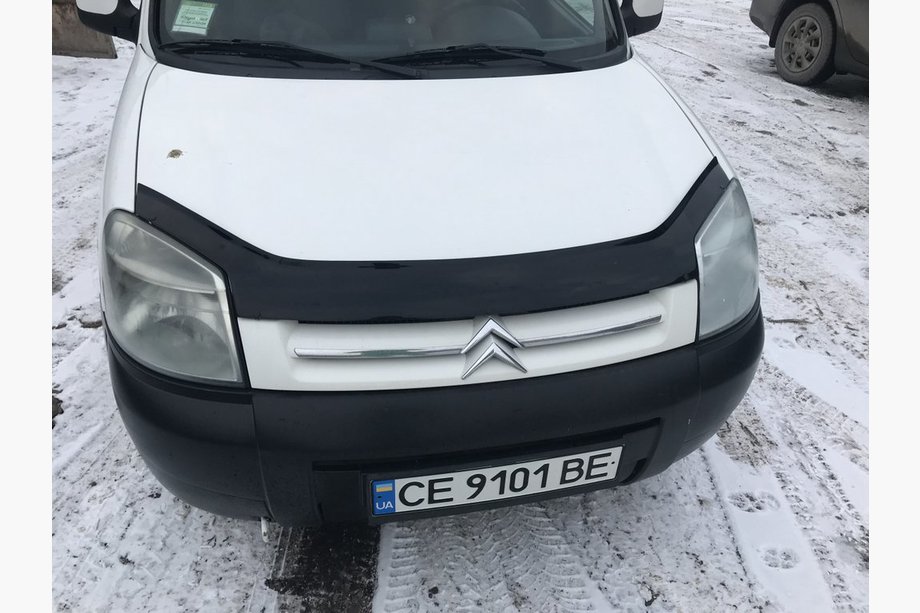 Citroen Berlingo 1996-2008 гг. Дефлектор капота FLY (2003-2008) Image