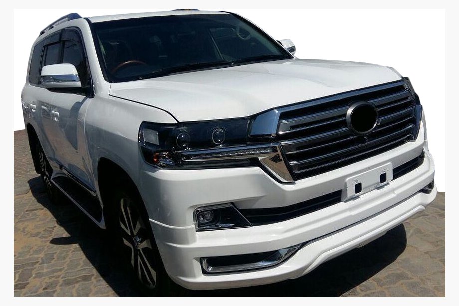 Toyota Land Cruiser 200 2007-2021 гг. Комплект обвеса 2016↗ (Modelista V2) Черный Image