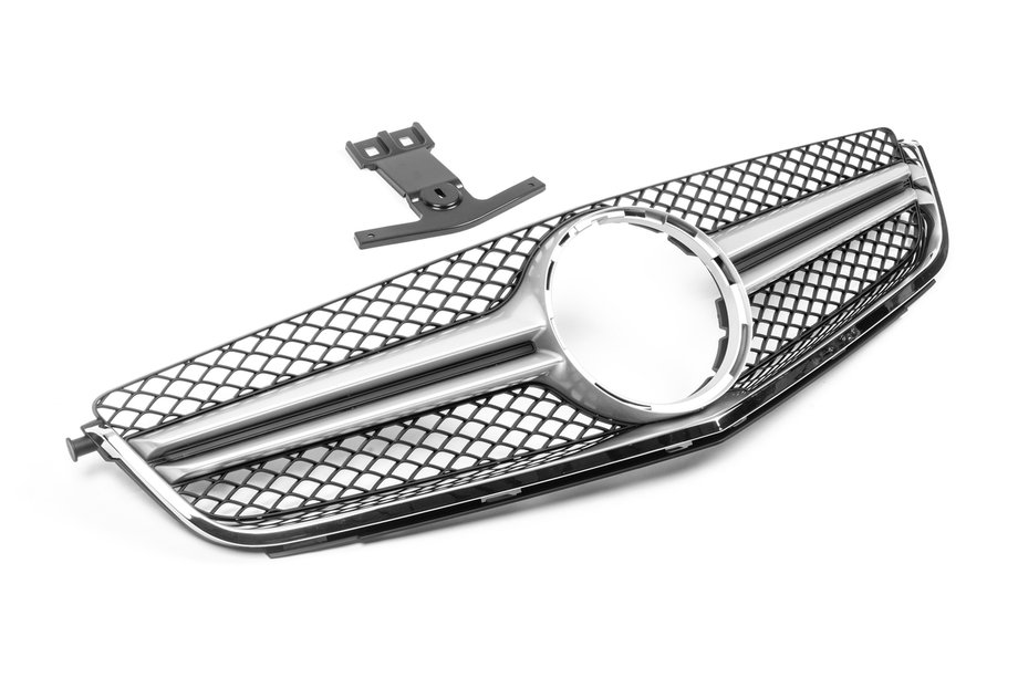 Mercedes C-class W204 2007-2015 гг. Передняя решетка AMG Silver (для C63) Image