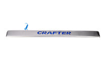 Volkswagen Crafter 2006-2016 гг. Хромированная накладка над номером с LED-подсветкой (нержавейка) фото 1