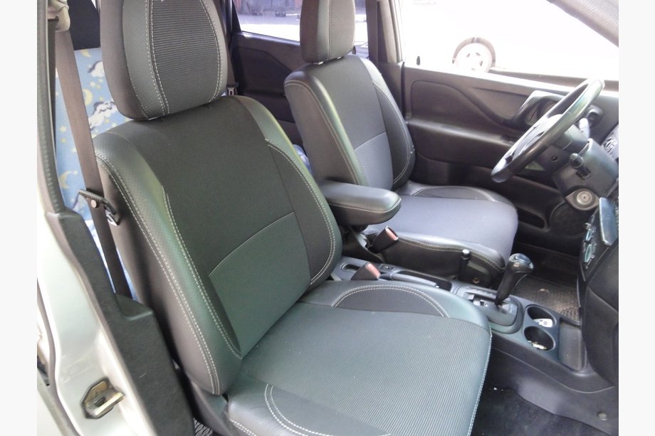 Mitsubishi Space Star 1998-2006 гг. Авточехлы SoyuzAuto Premium Image