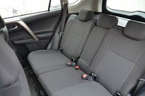 Toyota Rav 4 2013-2018 гг. Авточехлы (Эко-кожа↗Ткань, Premium) фото 3