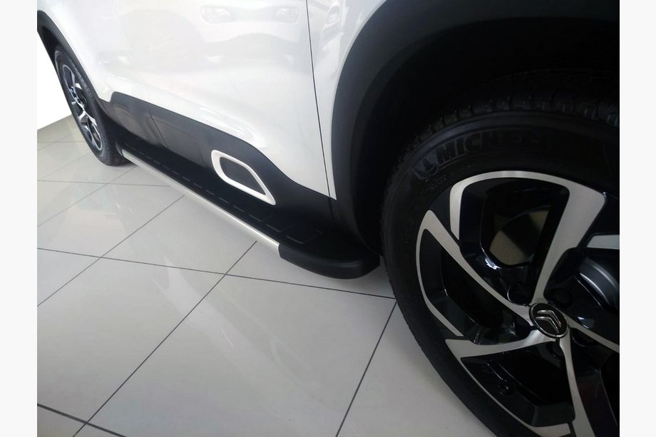 Peugeot 3008 2016-2023 гг. Боковые Подножки Duru (2 шт., Алюминий) Image