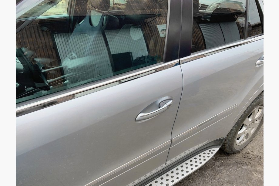 Mercedes ML W164 2005-2011 гг. Наружные молдинги окон нержавейка (4 шт) OmsaLine - Итальянская Нержавейка Image