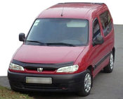 Peugeot Partner 1996-2008 гг. Дефлектор капота FLY (1996-2003) фото 1