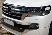 Toyota Land Cruiser 200 2007-2021 гг. Решетка радиатора 2016-2021 (дизайн 2019) Без камеры фото 4