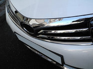 Toyota Corolla 2013-2019 гг. Накладка на решетку радиатора (нижняя, 2013-2016, нерж.) фото 1