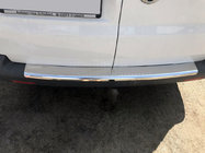 Volkswagen T5 Transporter 2003-2010 гг. РАСПРОДАЖА! Накладка на задний бампер с загибом (Carmos, нержавеющая сталь) фото 1