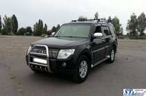 Mitsubishi Pajero Wagon III 1999-2006 гг. Кенгурятник QT011 (нержавейка) фото 2