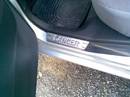 Mitsubishi Lancer 9 2004-2008 гг. Накладки на пороги OmsaLine (4 шт, нержавейка) фото 3