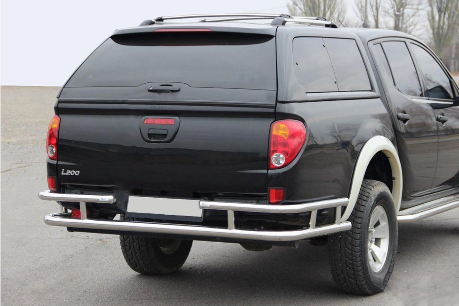 Mitsubishi L200 2006-2015 гг. Задняя защита AK0022 (нерж. сталь) Image