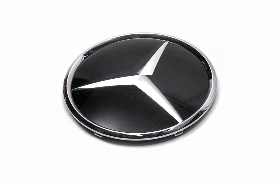 Mercedes C-class W205 2014-2021 гг. Передняя эмблема под стеклом (Тайвань) Image