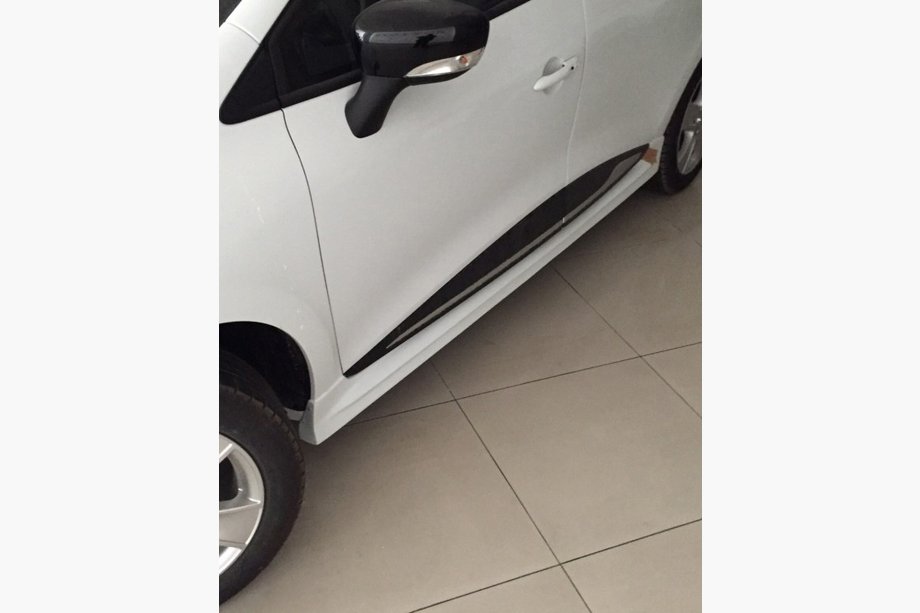 Renault Clio IV 2012-2019 гг. Боковые пороги (грунтованные под покраску) Image
