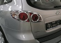 Hyundai Santa Fe 2 2006-2012 гг. Хромированные накладки на задние фонари (2 шт., пластик) фото 1