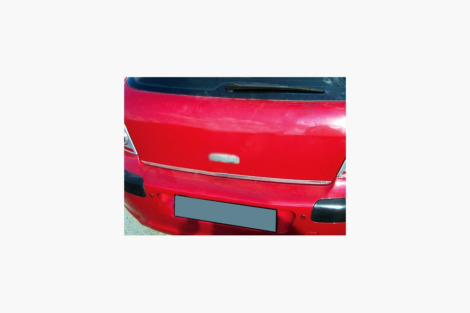 Peugeot 307 2001-2008 гг. Накладка на багажник нержавейка Фото 1