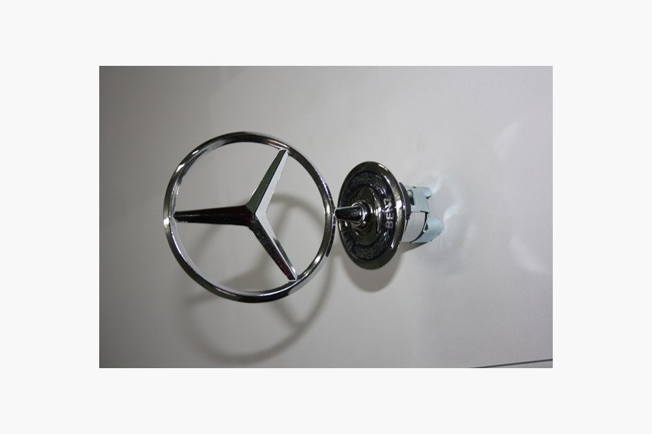 Mercedes S-сlass W221 2005-2013 гг. Эмблема Прицел 221 Mercedes Image