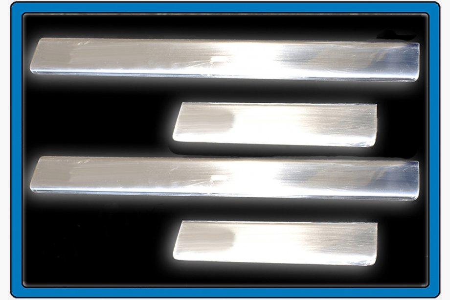 Seat Leon 2013-2020 гг. Накладки на пороги OmsaLine (4 шт, нержавейка) Image
