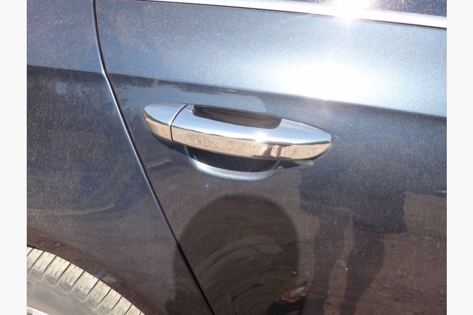 Volkswagen Passat B6 2006-2012 гг. Хромированные Накладки на Ручки Дверей (4 шт, Нержавейка) OmsaLine, Итальянская Нержавейка Фото 2