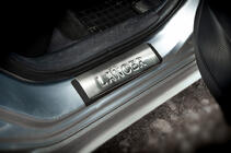 Mitsubishi Lancer X 2008- гг. Накладки на пороги нержавейка Omsa 4 шт фото 4