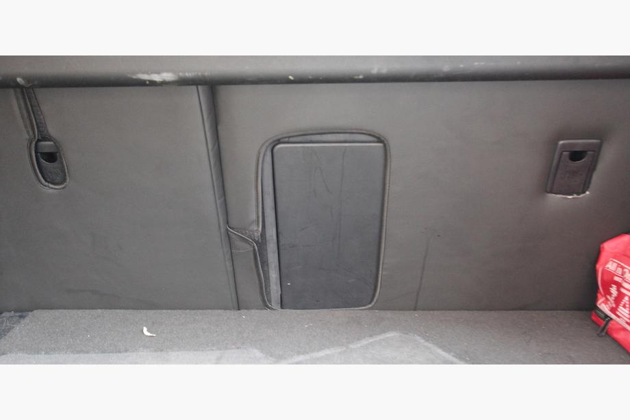 Toyota Avensis 2009-2018 гг. Авточехлы экокожа+ткань+алькантара Antara A001 (полный салон) Фото 9