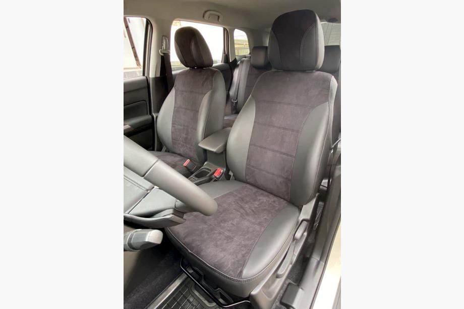 Suzuki Vitara 2015- гг. Авточехлы экокожа+ткань+алькантара Antara A001 (полный салон) Фото 8